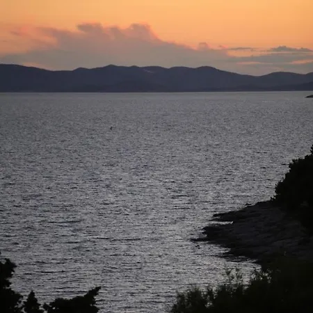 Mobilna Kucica Tara, Uvala Slanica, Murter