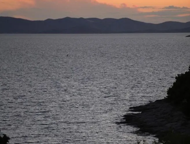 Mobilna Kucica Tara, Uvala Slanica, Муртер