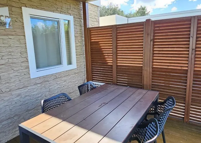 Mobilna Kucica Tara, Uvala Slanica, Муртер